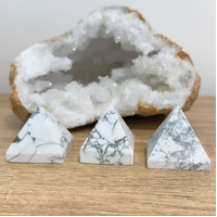 Howlite Pyramid